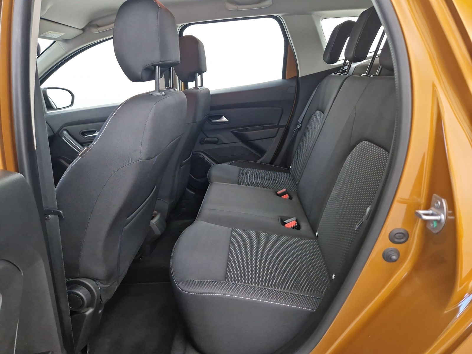 DACIA Duster 1.0 TCe 100 LPG Comfort 2WD – Bild 9