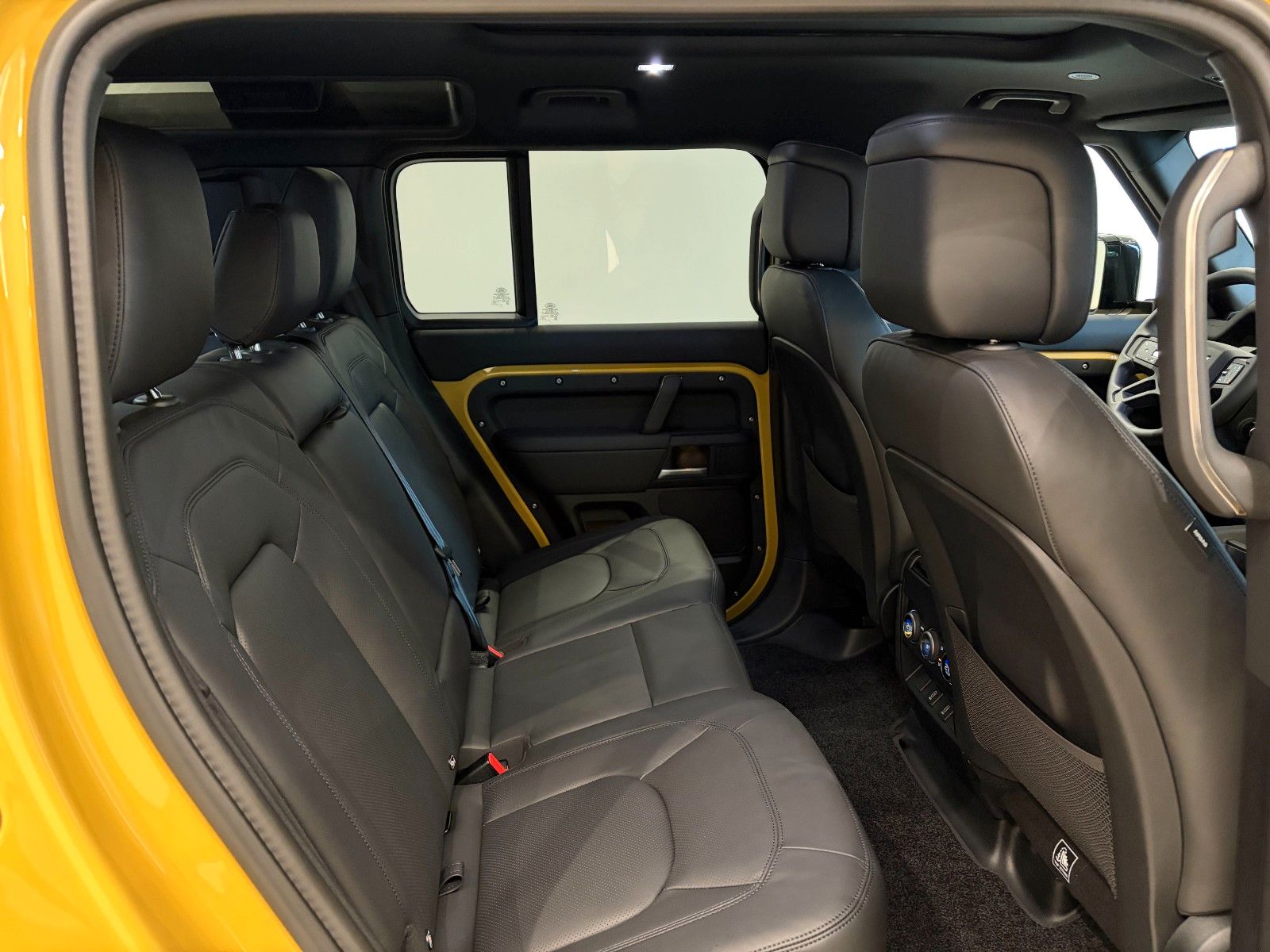 Land Rover Defender - Bild 5