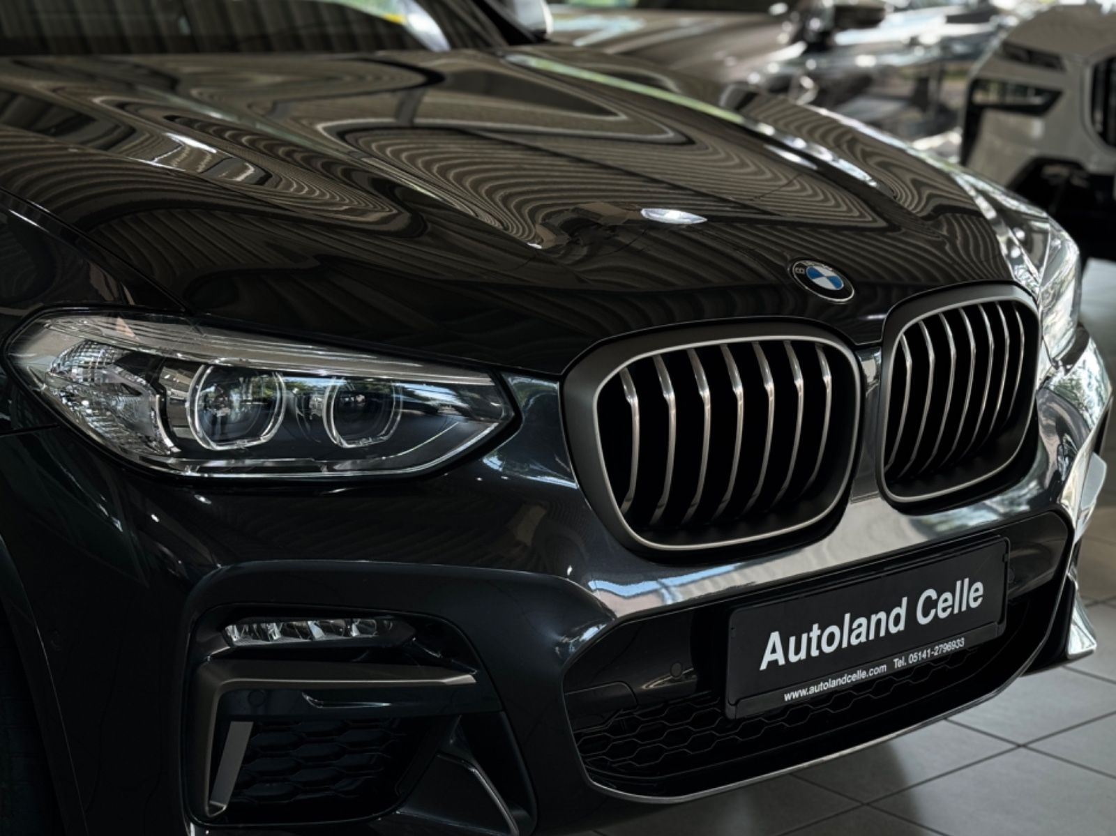 Fahrzeugabbildung BMW X3 M40i Panorama Kamera HUD DAB H/K Komfort 21"