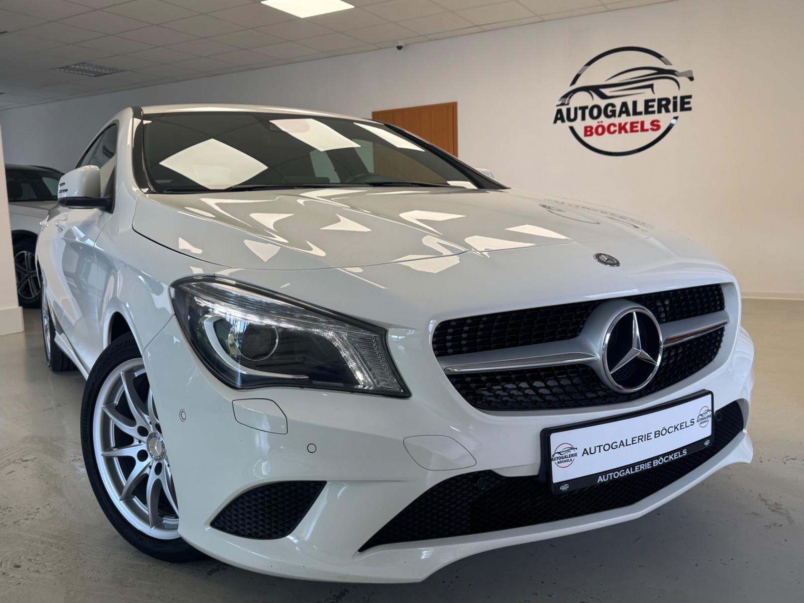 Mercedes-Benz CLA 200 CDI / d SB °Urban°Xenon°Standheizung AHK