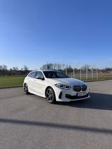 BMW 118i M Sport | 140 ps | Headup-Display | EZ 2019 - BMW 118: Ps 118d