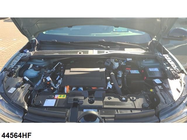 Fahrzeugabbildung Citroën e-C4 SHZ+NAVI+LANEASSIST+CARPLAY+TEMPOMAT+KAMER