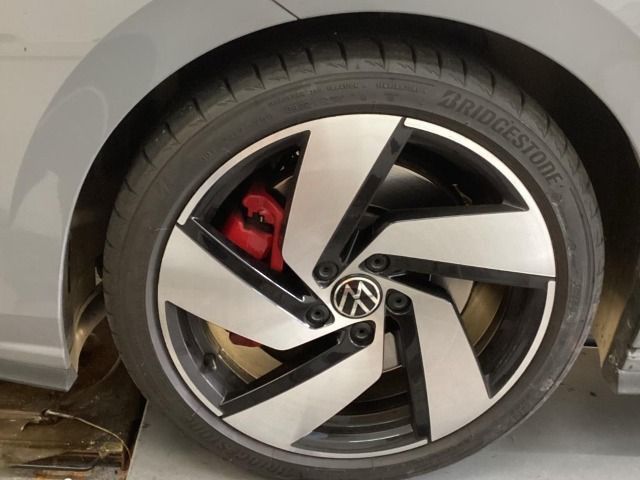 Volkswagen Golf - Bild 8