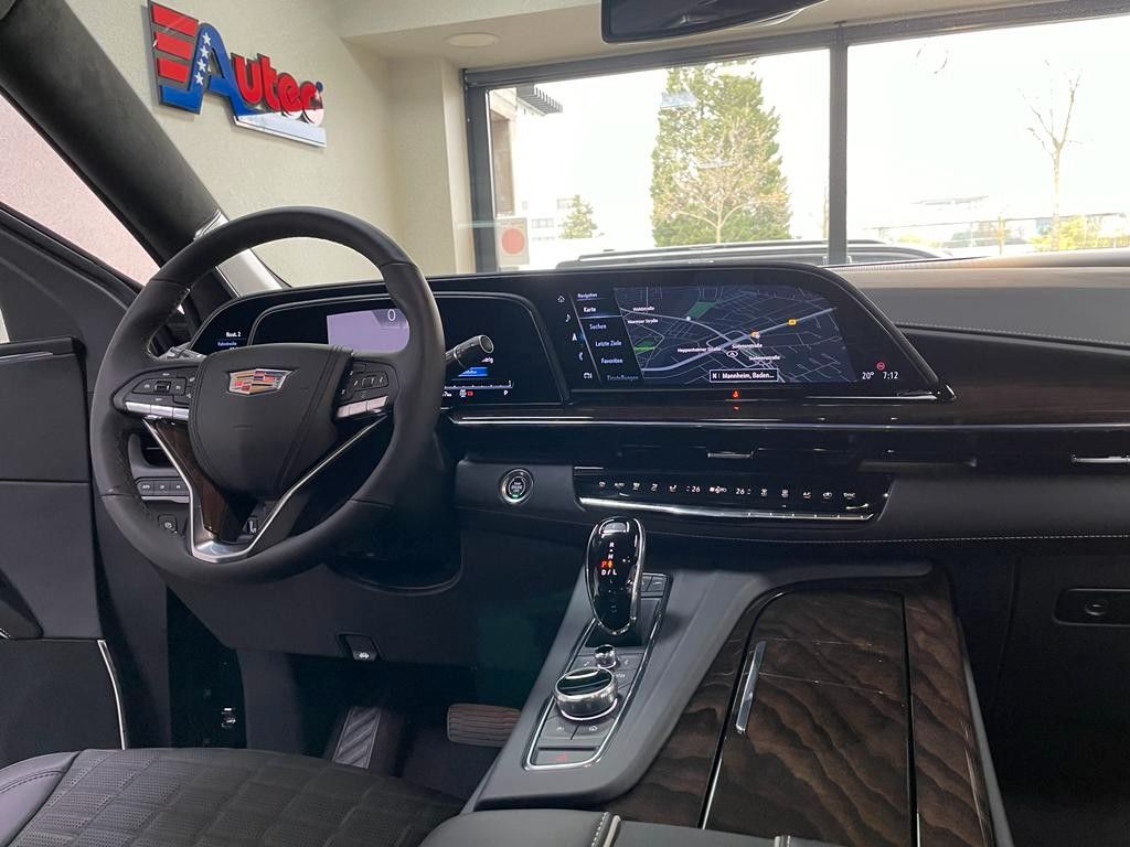 Fahrzeugabbildung Cadillac 2023 ESCALADE SPORT PLATINUM - 6.2 V8 VORFÜHRWAG