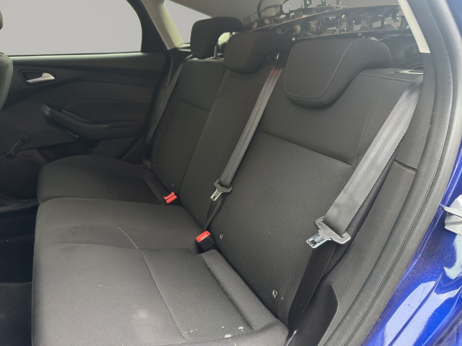 Fahrzeugabbildung Ford Focus Lim. Trend