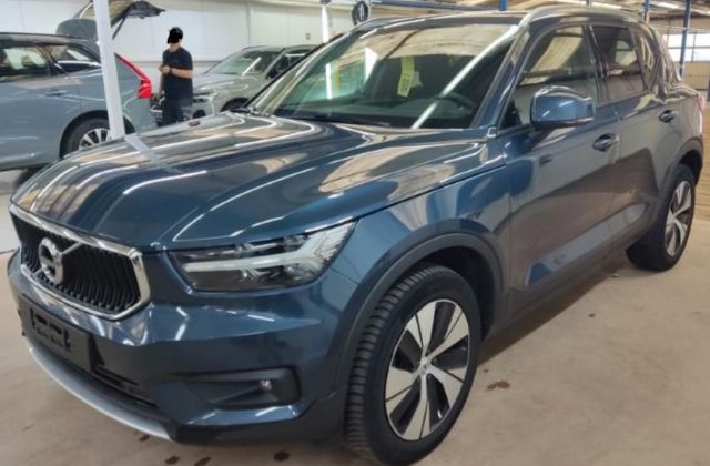 Volvo XC40 Momentum Pro*Licht*Pilot Assist*RFK*