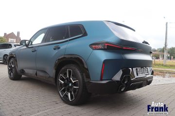 BMW XM - 5