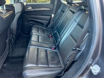 Jeep Grand Cherokee - 9