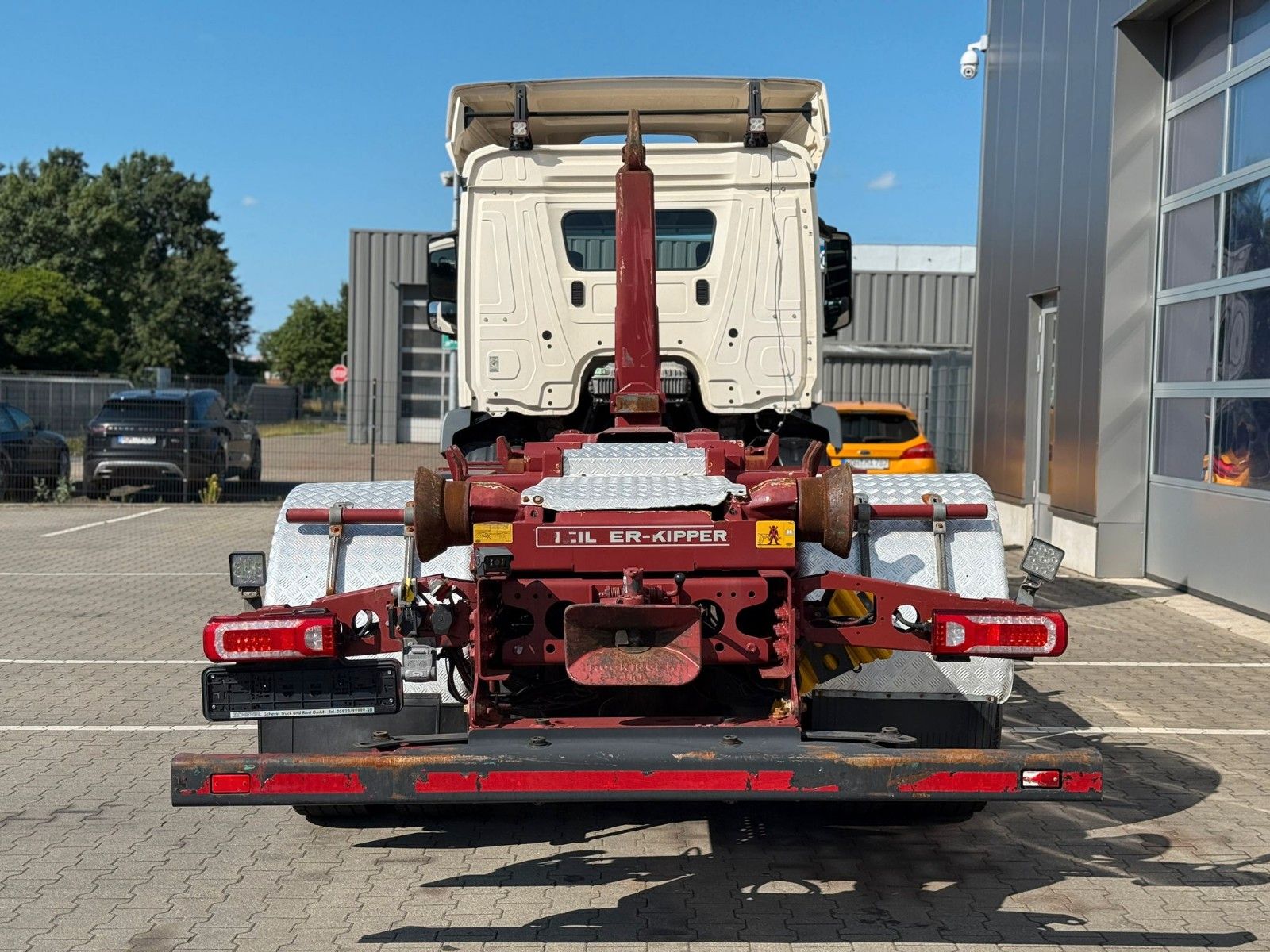 Fahrzeugabbildung Mercedes-Benz Actros 5 1835 4x2  MEILLER RK 14-65 Abrollkipper