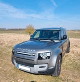 Land Rover Defender 3.0 D250 MHEV S 110 S - silberne Land Rover Defender