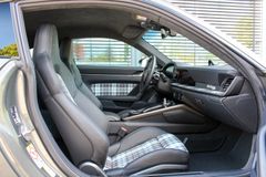 PORSCHE 911 Turbo 50 Jahre / HERITAGE PAKET / BURMESTER