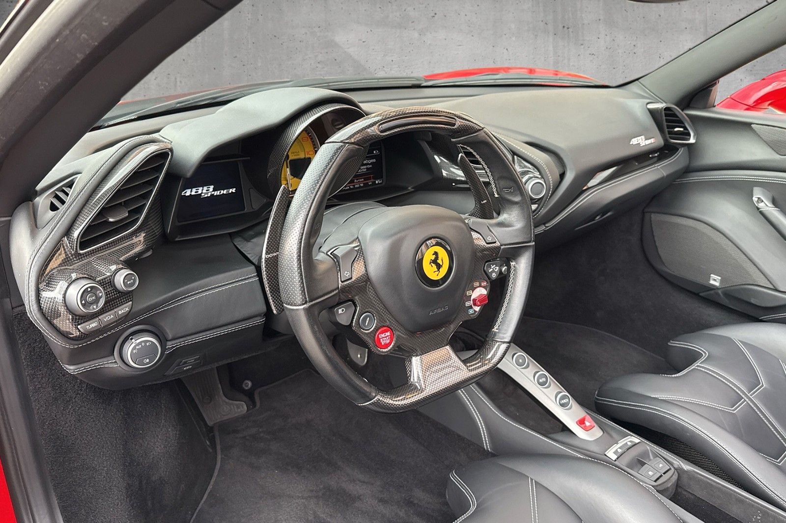 Fahrzeugabbildung Ferrari 488 Spider*Voll Carbon*Racing-Sitze*JBL*Dt. Auto