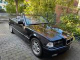 BMW E36 Cabrio 325i Oldtimer - BMW 325: E36