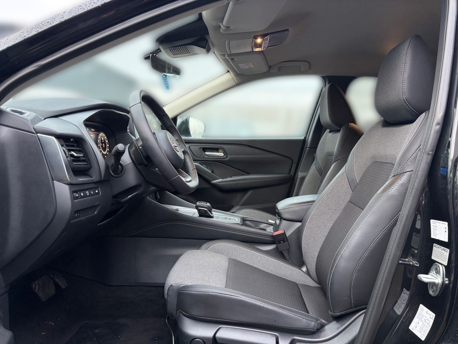 Fahrzeugabbildung Nissan Qashqai 1.3 DIG-T Automatik N-Connecta*AHK*Navi*