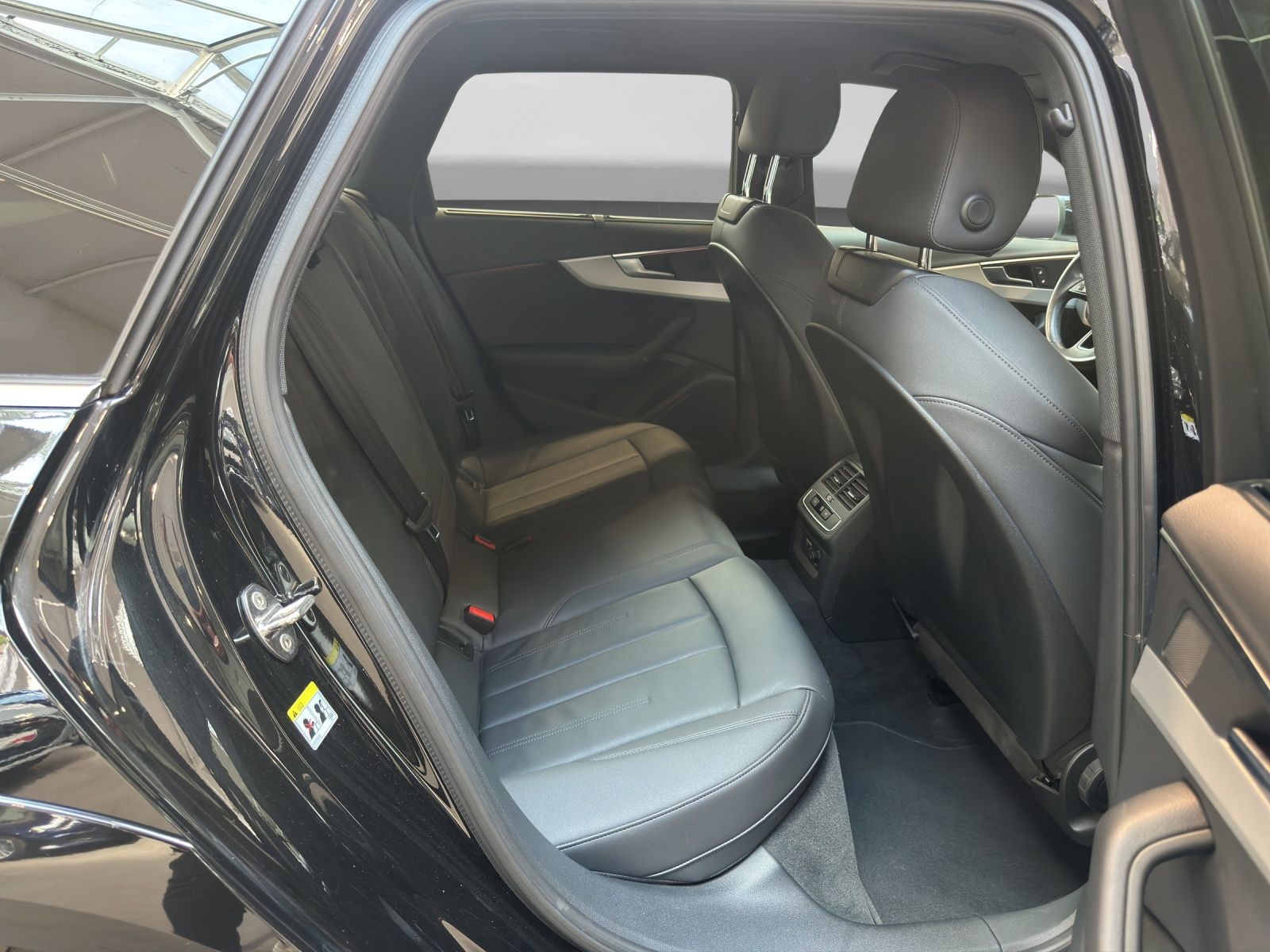 Audi A4 - Bild 7