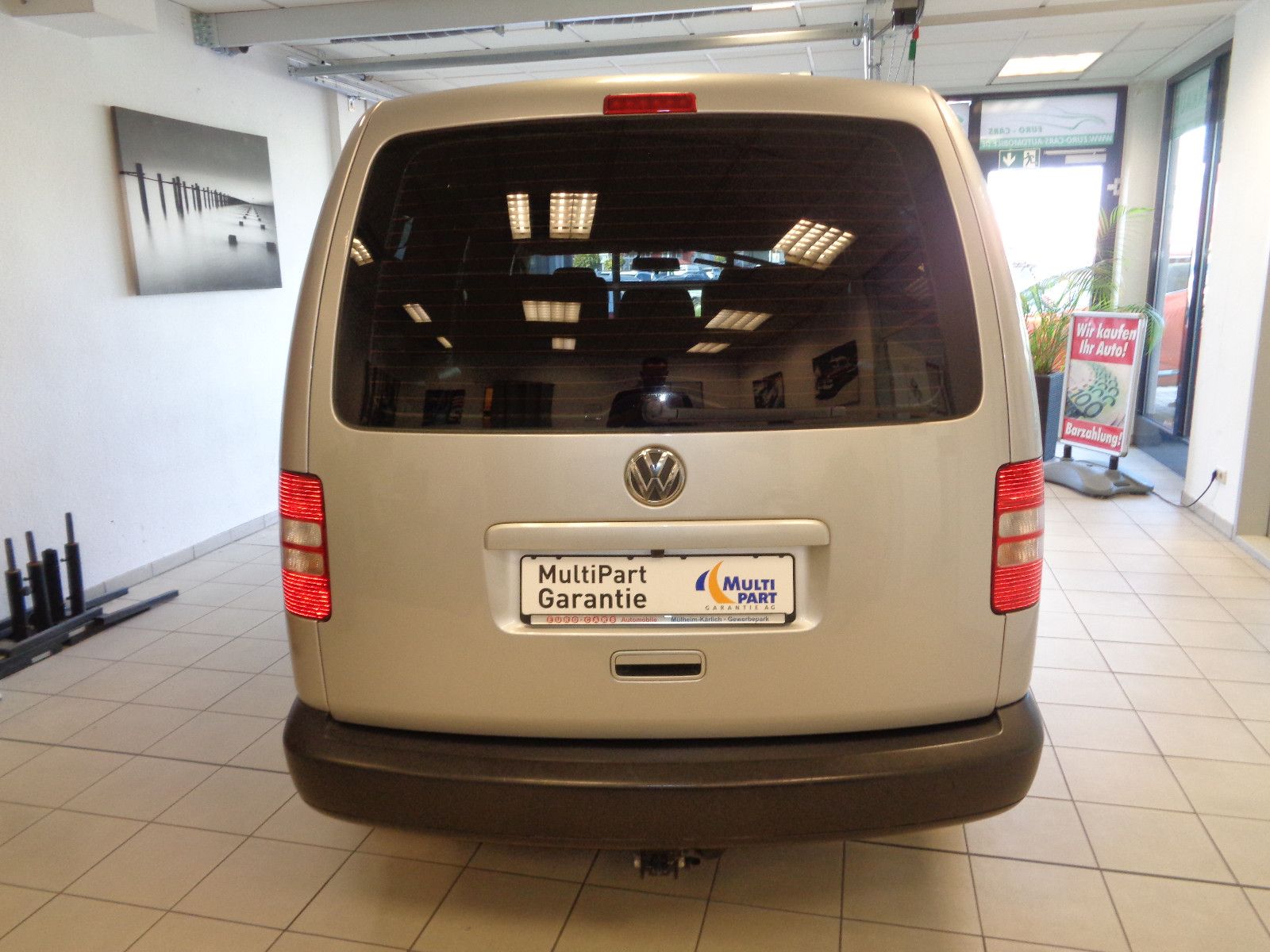 Fahrzeugabbildung Volkswagen Caddy Maxi / KLIMA / 7 SITZE / TÜV 06.2026