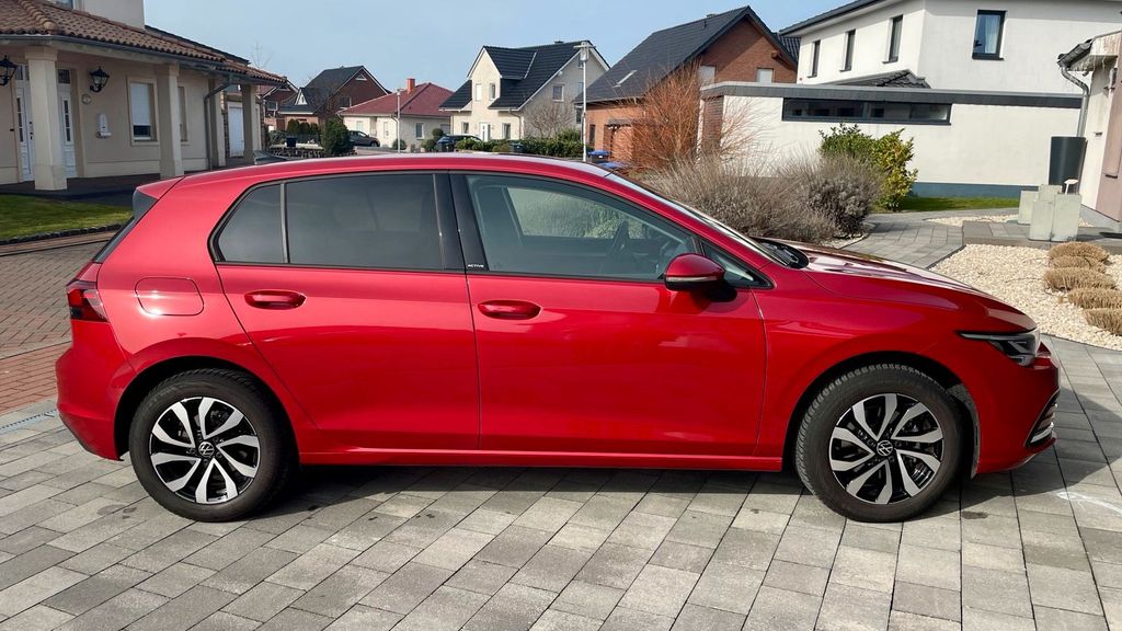 Image of Volkswagen Golf