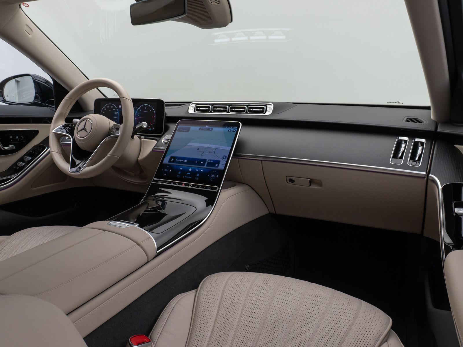 Fahrzeugabbildung Mercedes-Benz S 400d 4Matic HUD DAB 360° 9G-Tronic MBUX Ent.+