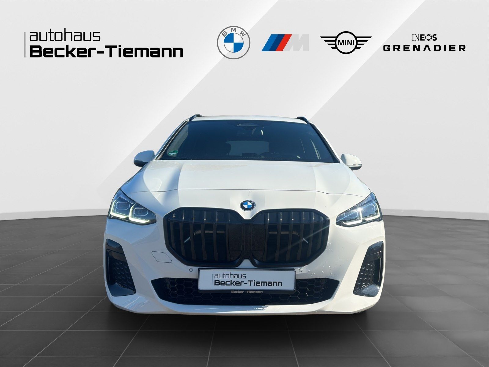 BMW 220i Active Tourer M Sport AHK Kamera Adap foto 3