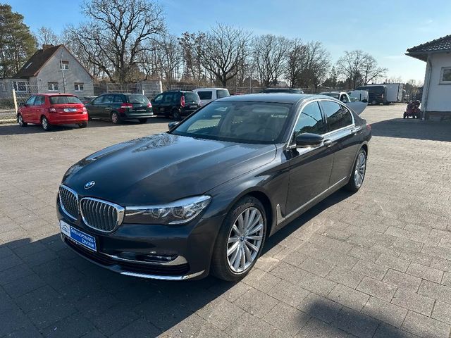 BMW 730d DisplayKey/Headup/Memory/Softclose usw