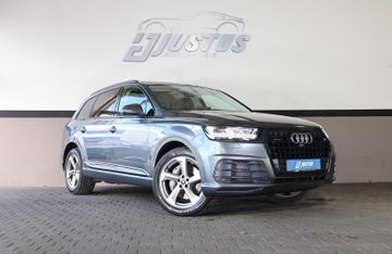 Audi Q7 - 1