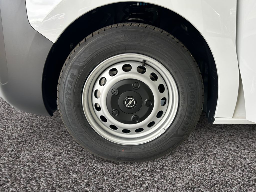 Fahrzeugabbildung Opel Vivaro Cargo 1.5 BlueHDi 120 Lang S&S