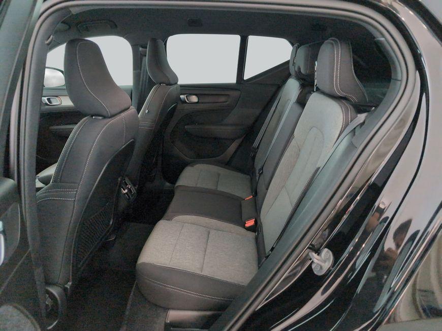 Volvo XC 40 B3 2WD Core +ANHÄNGERKUPPLUNG+LED+SHZ+PDC