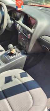 Audi A4 1.8 TFSI 88kw Attraction Attraction - Audi A4 mit Benzin-Antrieb: Limousine, Klimaanlage, 1.8