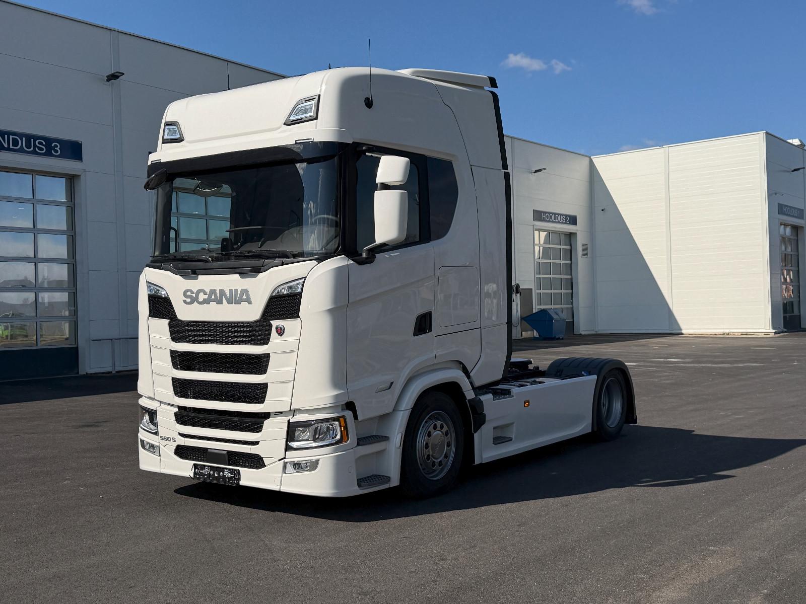 Scania S 560 A4x2EB MEGA