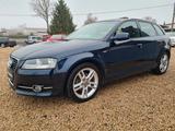 Audi A3 Sportback 1.4 TFSI S line Sportpaket plus - Audi A3 mit Benzin-Antrieb: Limousine, Line