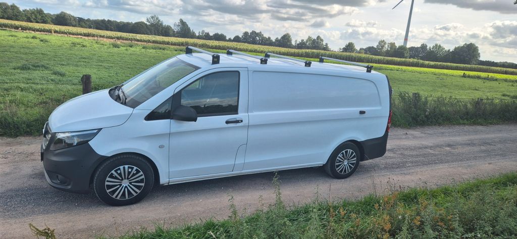 Image of Mercedes-Benz Vito