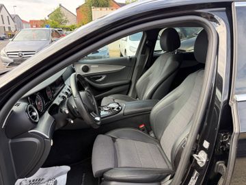 Mercedes E 200 - 9