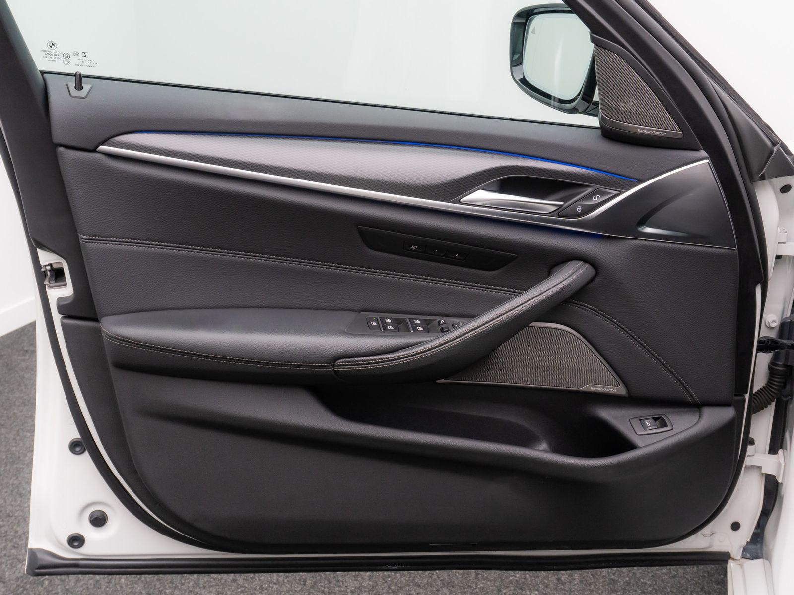 Fahrzeugabbildung BMW 540i xD M Sport 360°Memory DAB AHK Belüftung H/K