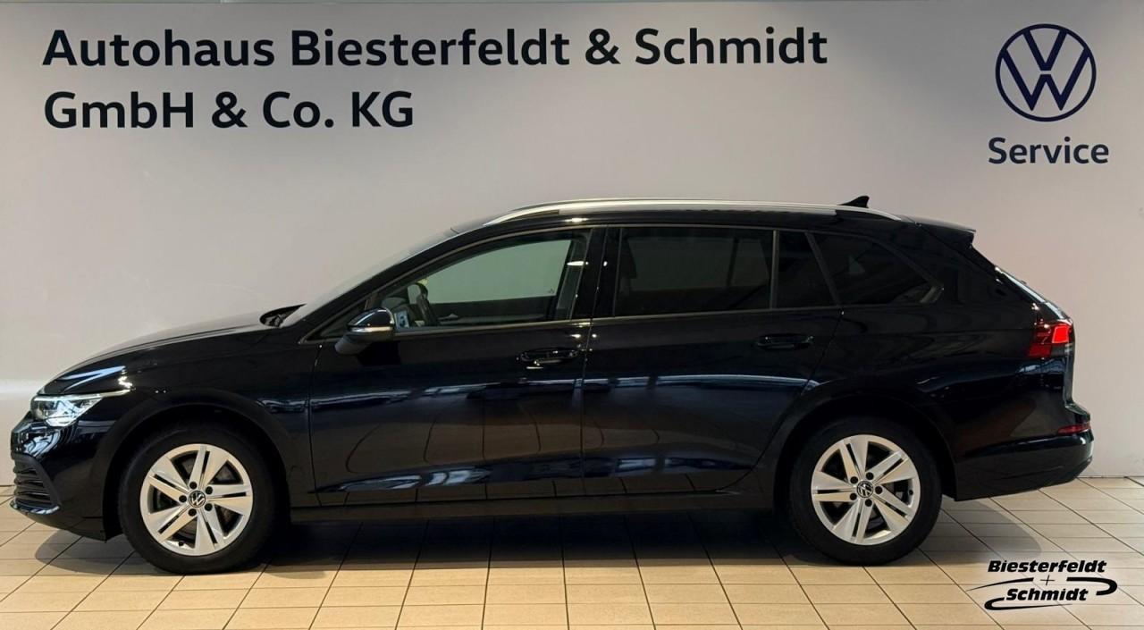 Volkswagen Golf VIII Variant Life 2.0TDI DSG RFK LED SHZ AP