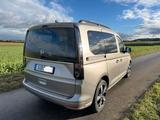 Volkswagen VW Caddy 2.0 Move  Navi Panoramadach - VW Caddy von privat