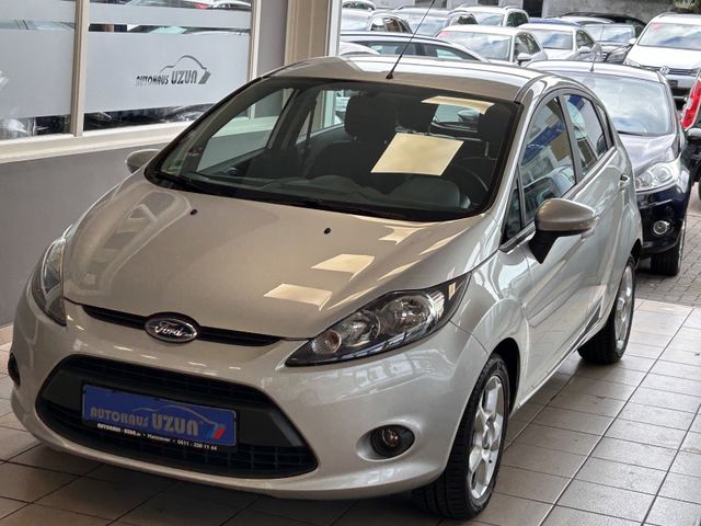 Ford Fiesta Trend 5 türig Klima Alu Allwetterreifen