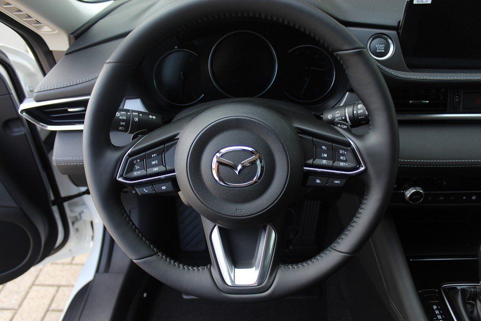 Fahrzeugabbildung Mazda 6 Exclusive-Line G-165 LEDER-S NAVI el.Sitzv. 36