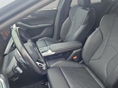BMW 218 Active Tourer M Sport Harman Kardon LED HUD 