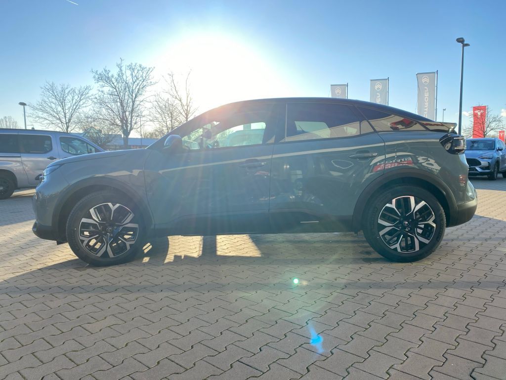 Fahrzeugabbildung Citroën C4 Hybrid 145 Automatik MAX *Winter+Techno-Pak*