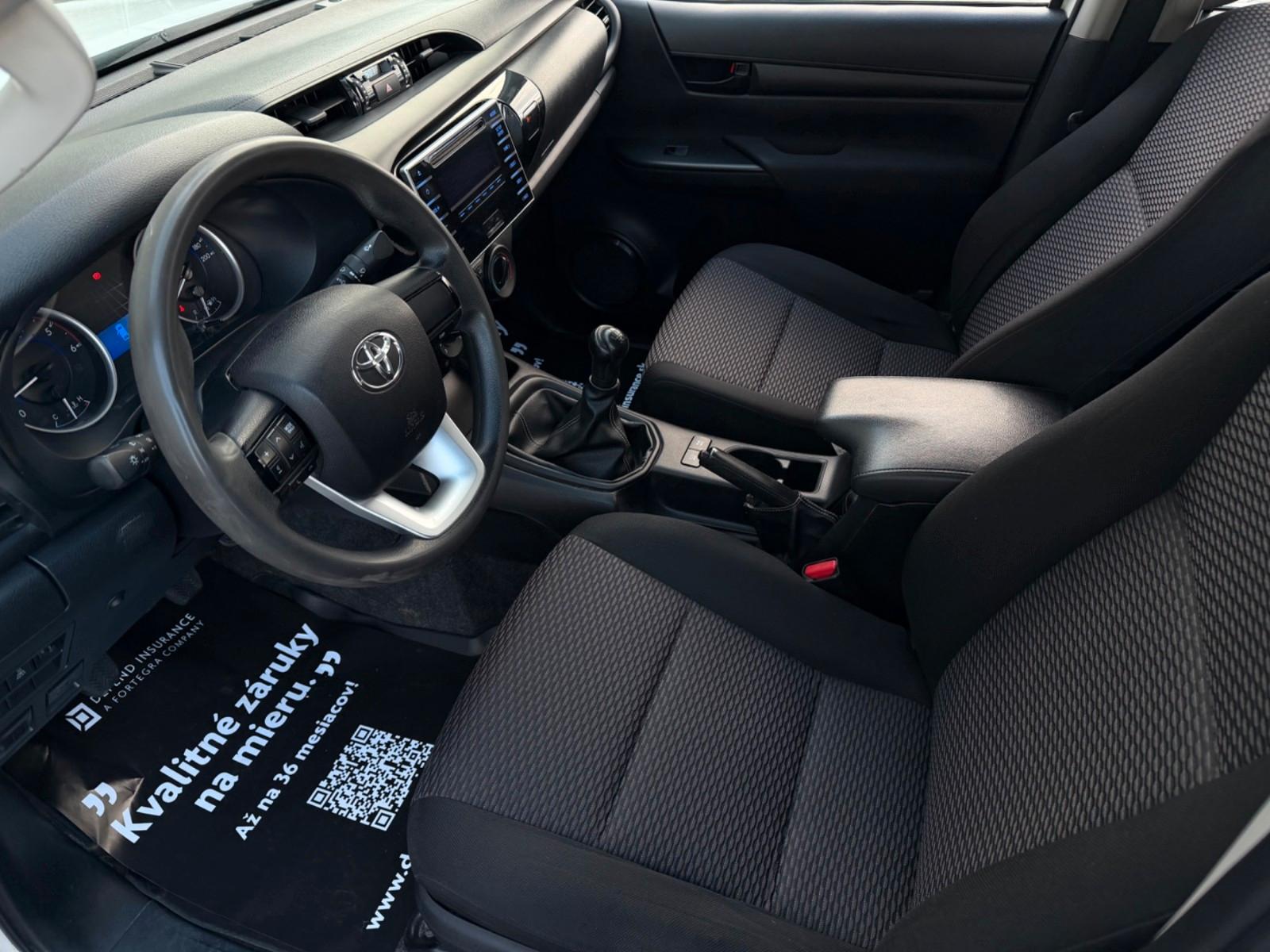 Toyota Hilux Double Cabine 2.4D 150ch - TVA récupérable - 1 ère main - Carnet entretien