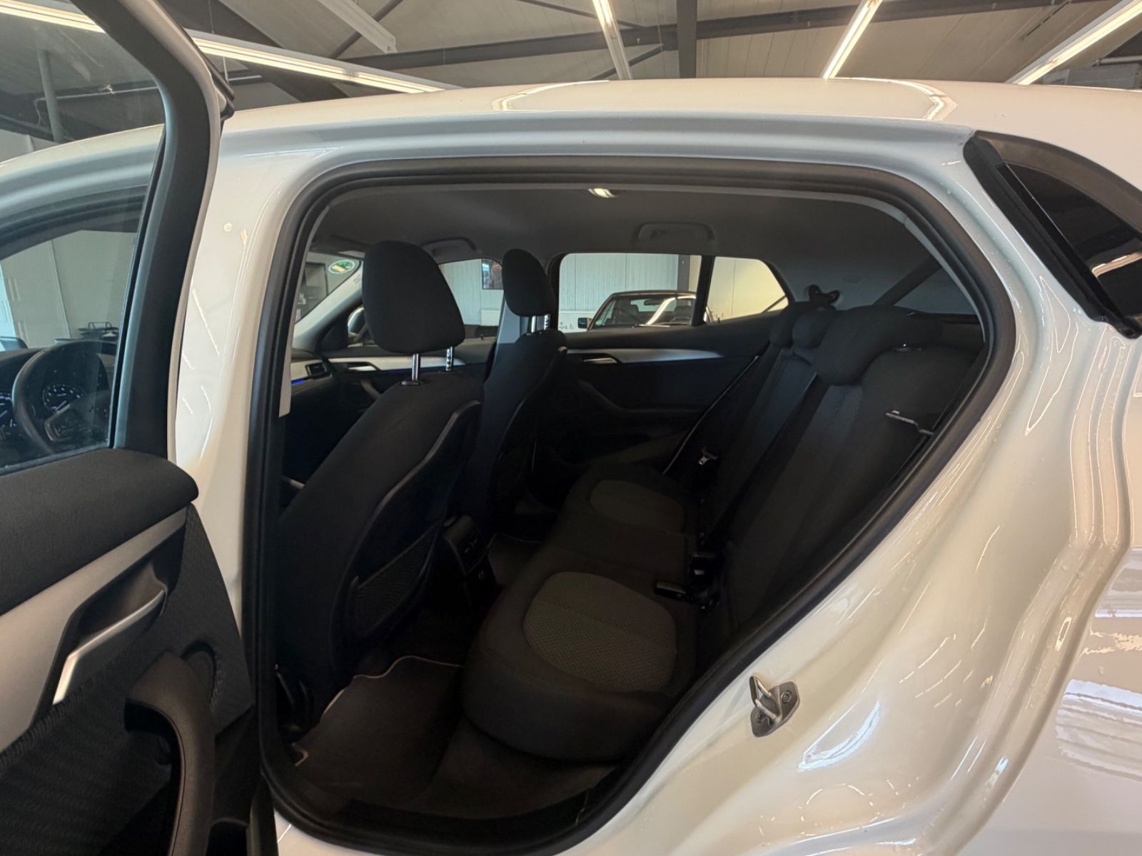BMW X2 sDrive 18 i Advantage foto 10