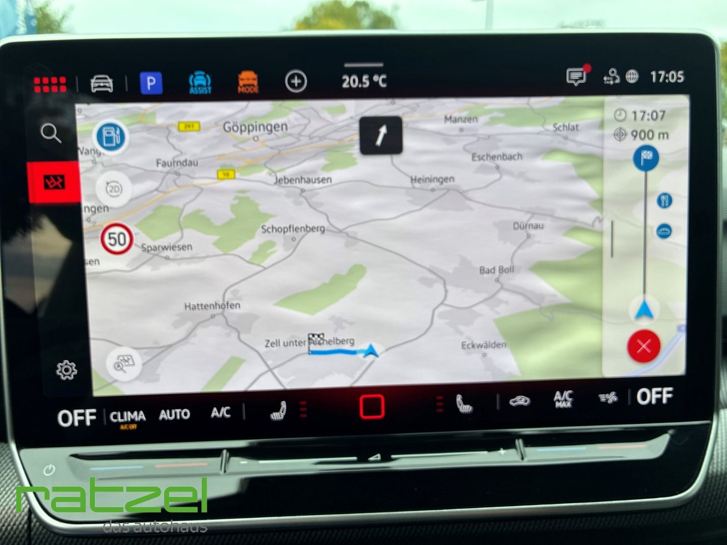 Fahrzeugabbildung Volkswagen Golf GTI 2.0 TSI DSG HUD El. Panodach Navi Kamer
