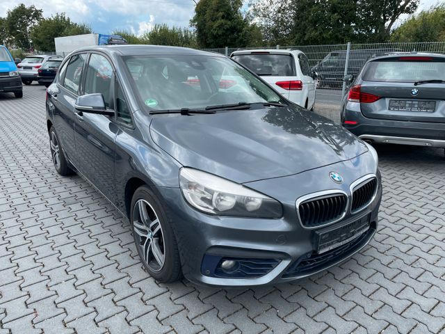 BMW 218d Active Tourer Sport Line Navi HeadUp Leder