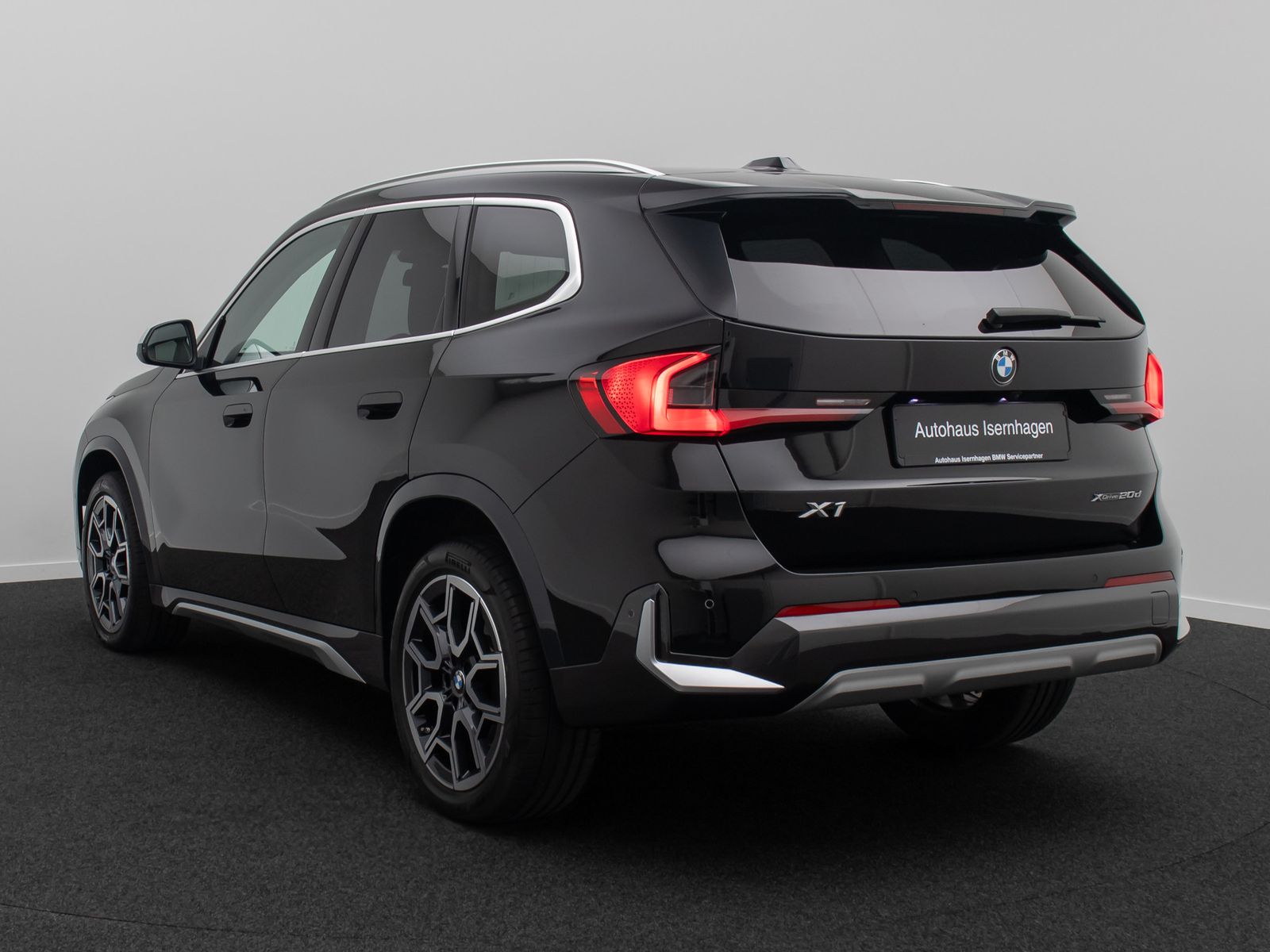 Fahrzeugabbildung BMW X1 xD20d xLine Kamera H/K AHK DAB Panorama 19"