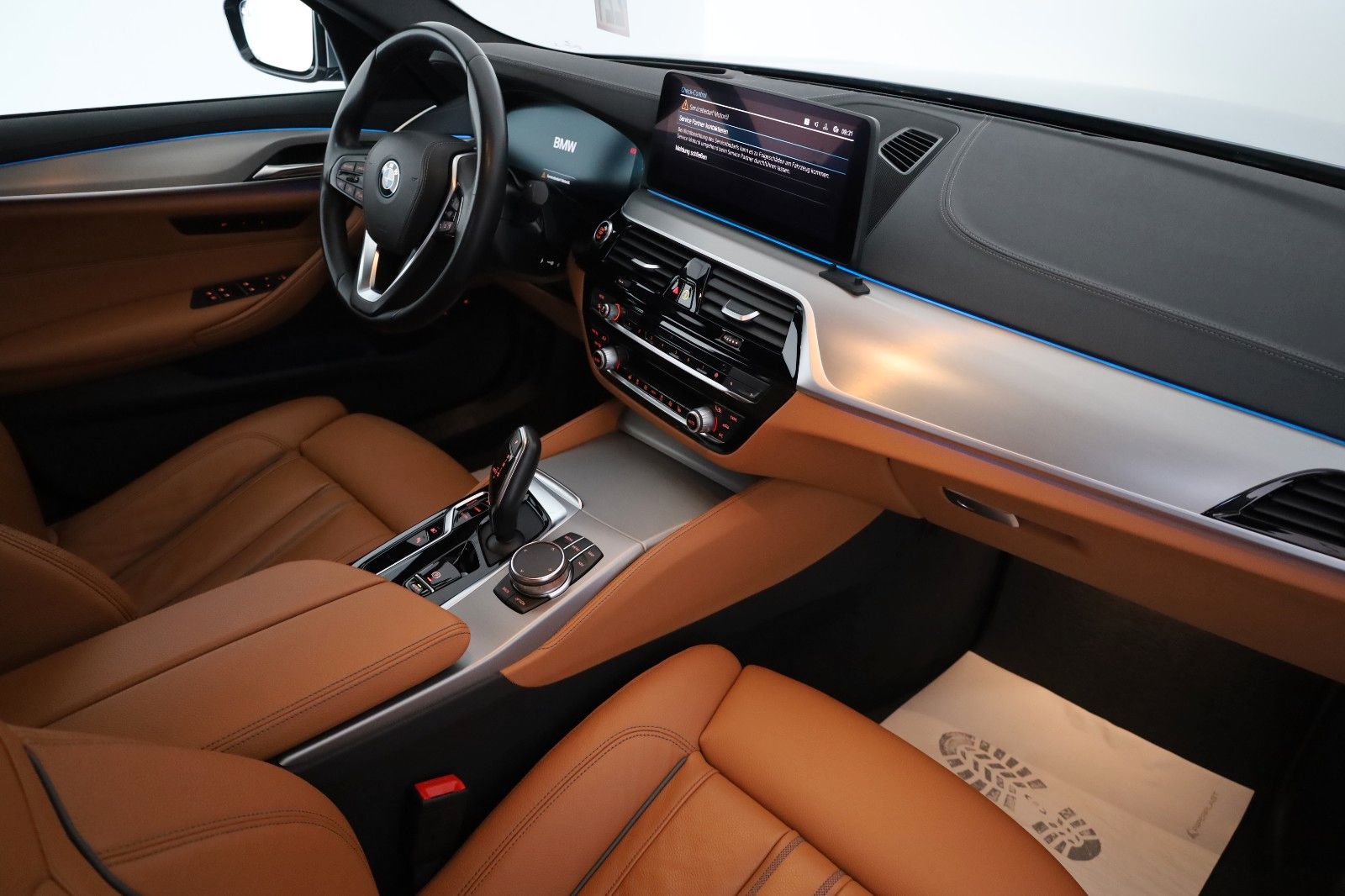 Fahrzeugabbildung BMW 530 e Luxury Line Lim.,Leder,Kamera,HUD,Panorama