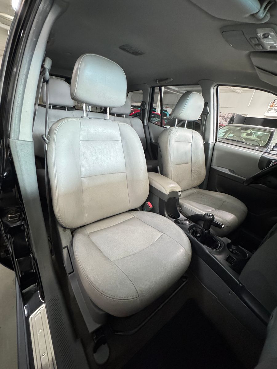 Vehicle image Hyundai SANTA FE 2.4 GLS 2WD LPG GAS ANLAGE LEDER KLIMA