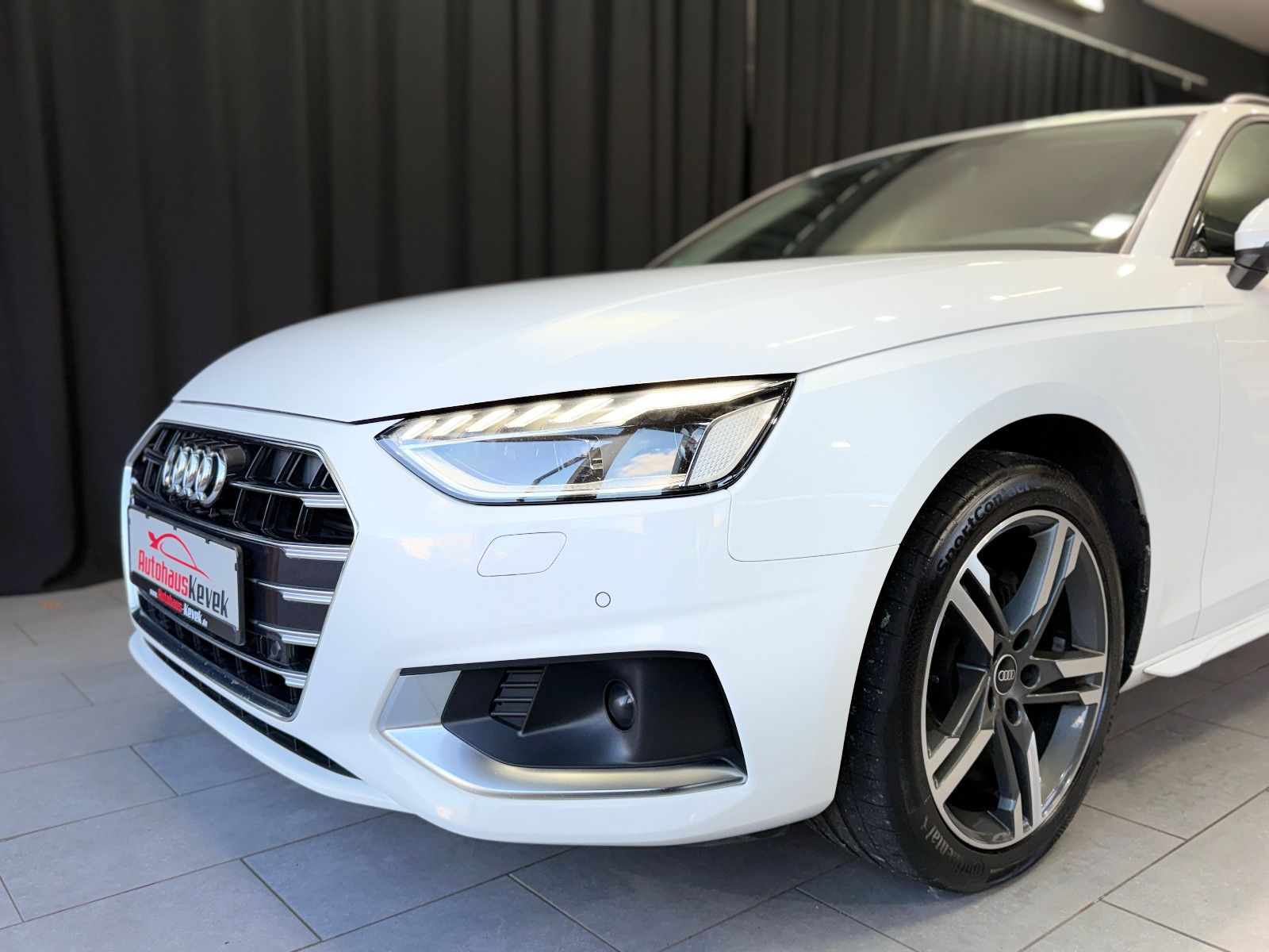 Fahrzeugabbildung Audi A4 Avant 35 TDI advanced|MATRIX|LCI|RF-KAMERA