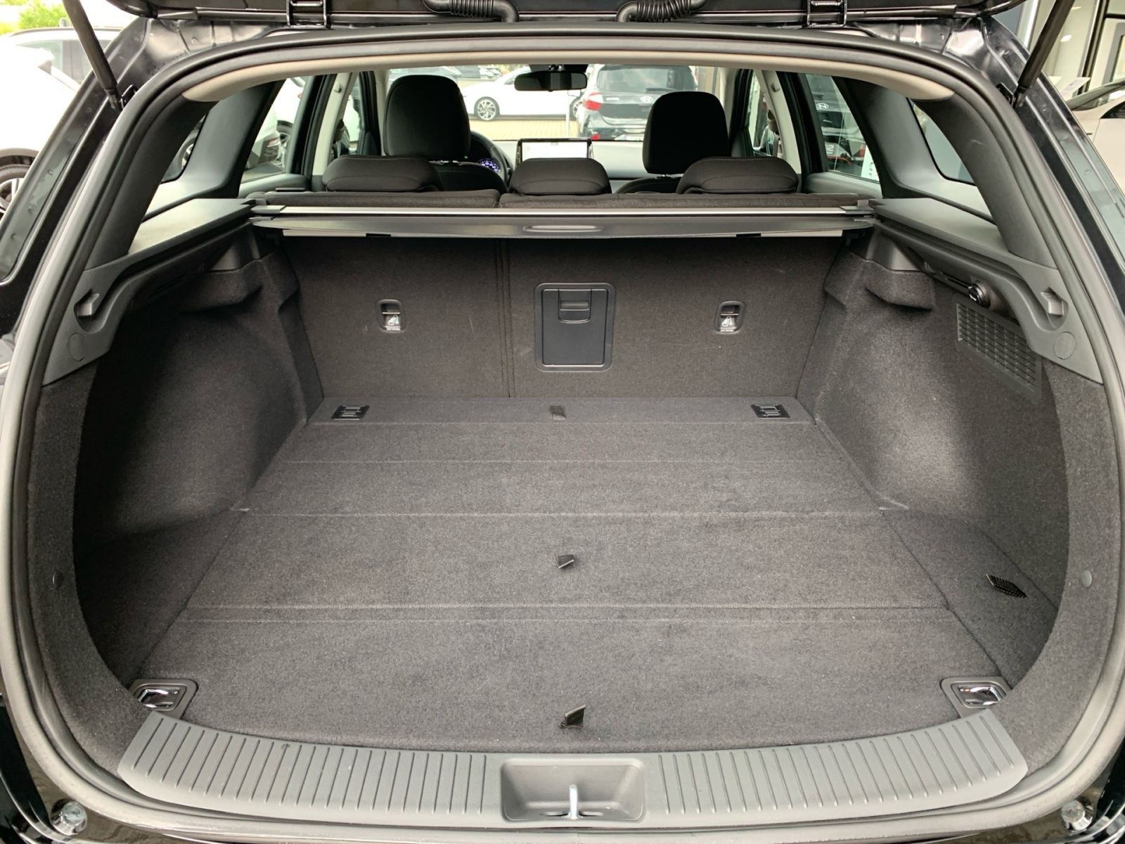 Fahrzeugabbildung Hyundai i30 Kombi 1.0 T-GDI 7-DCT Trend Mild-Hybrid Navi