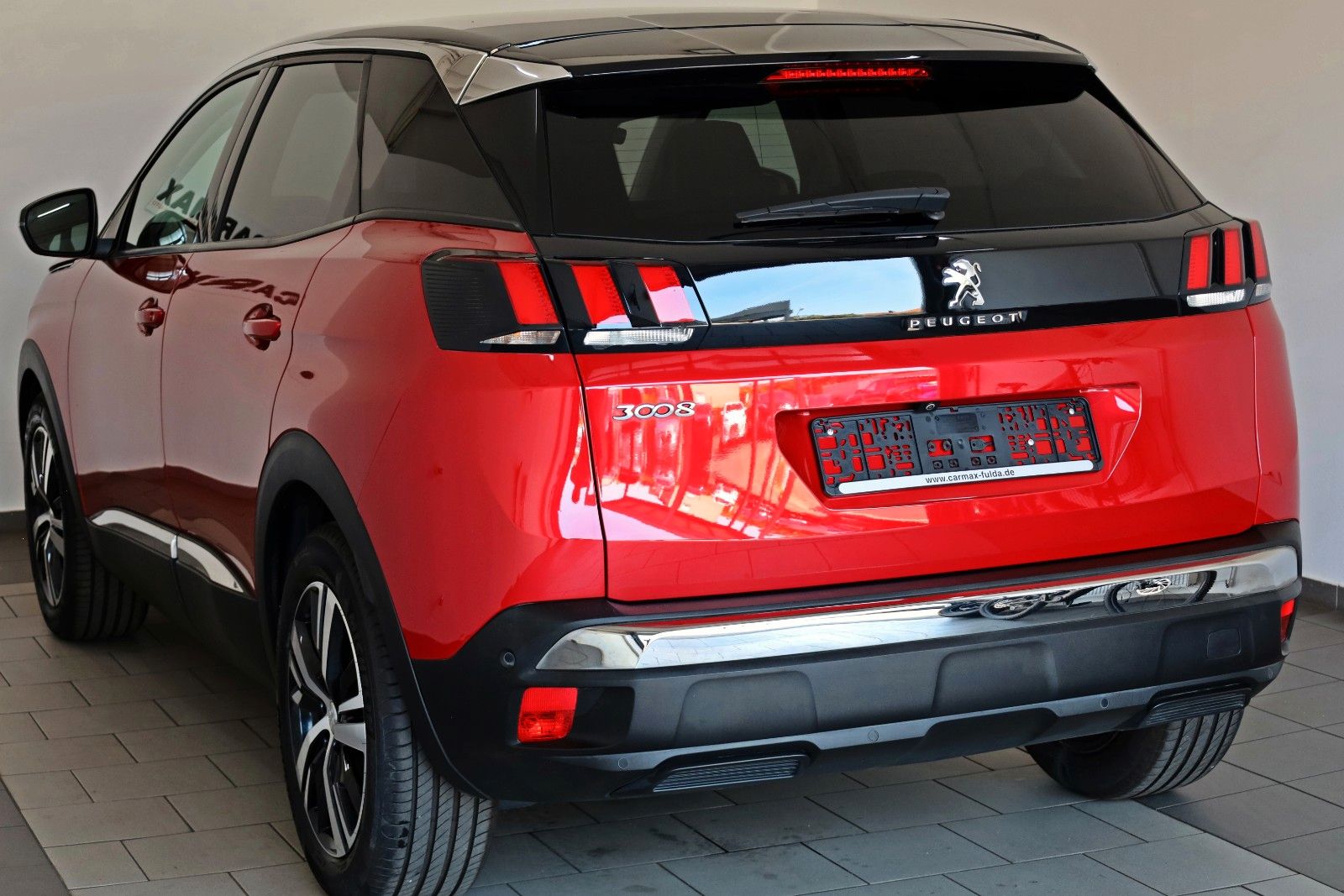 Fahrzeugabbildung Peugeot 3008 Allure T.Leder,Navi,SH,PDC,360°,Apple CarPl