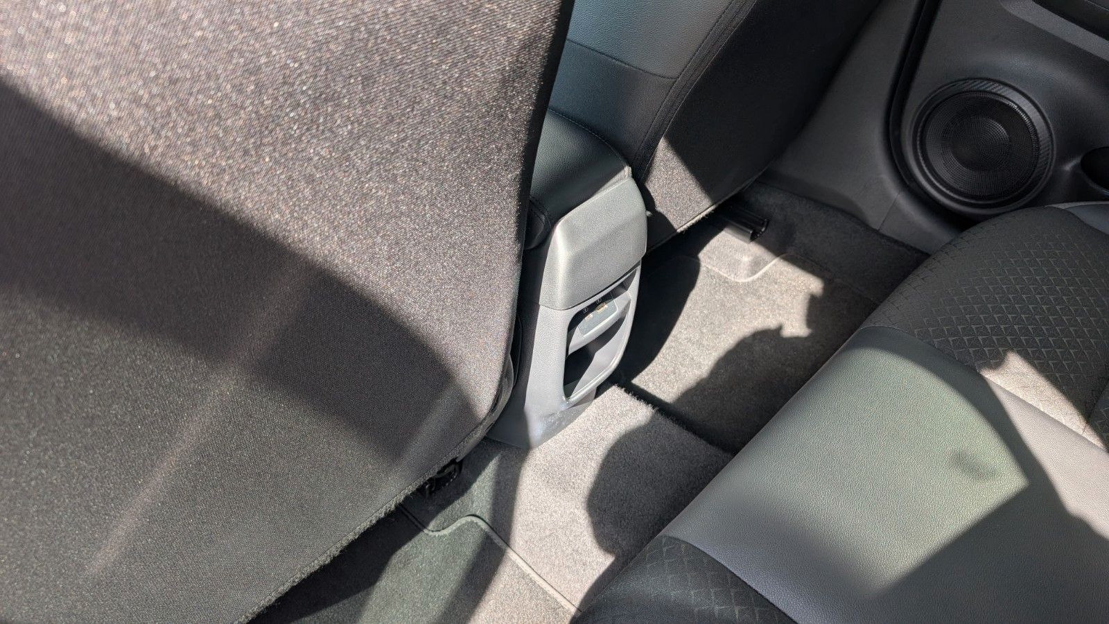 Fahrzeugabbildung Nissan Juke 1.0 Schaltgetriebe - N-Connecta